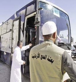 أولى قوافل الحجاج الأردنيين تغادر اليوم إلى الديار المقدسة