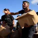 “أونروا”: تدافع الآلاف في غزة يكشف فشل محاولات استبدال المنظمات الأممية بمخططات بديلة​ 