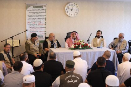وزير الأوقاف يتفقد أوضاع حجاح الـ 48