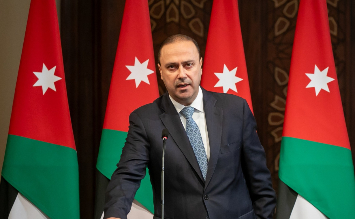 المومني: الحكومة تعتز بالصحافة الوطنية المسؤولة ونؤكد على دورها بتعزيز الشفافية