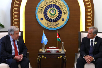 رئيس الوزراء يعقد لقاءات ثنائية في بغداد مع نظيريه اللبناني والإسباني والأمين العام للأمم المتحدة خلال مشاركته بالقمة العربية