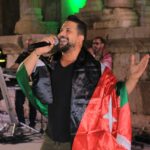 بصوته الأردني الأصيل.. توفيق الدلو يلهب مشاعر الحضور في جرش