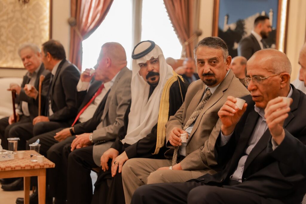 الفاعوري والقيسي نسايب.