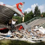 أوكرانيا تفجر قطاراً روسياً.. وموسكو تحقق في استهداف جسرين