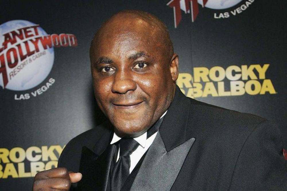 وفاة الملاكم الأسطوري «خاطف الأجساد» في سيارته! وفاة الملاكم الأسطوري «خاطف الأجساد» في سيارته!