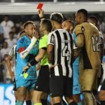 وانتهت مسيرة نيمار مع سانتوس.. قلّد «مارادونا» فطرد !