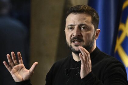 زيلينسكي: جاهزون لتحقيق السلام مع أوكرانيا