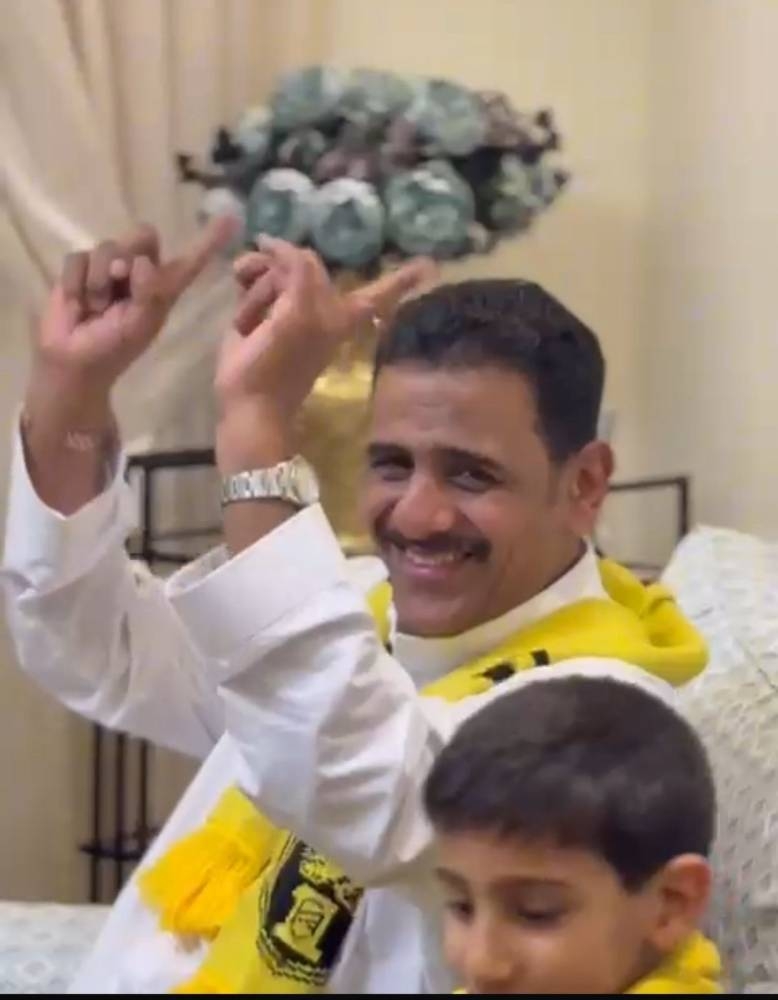 أفراح الاتحاديين مستمرة بـ«الدوري والكأس» أفراح الاتحاديين مستمرة بـ«الدوري والكأس»