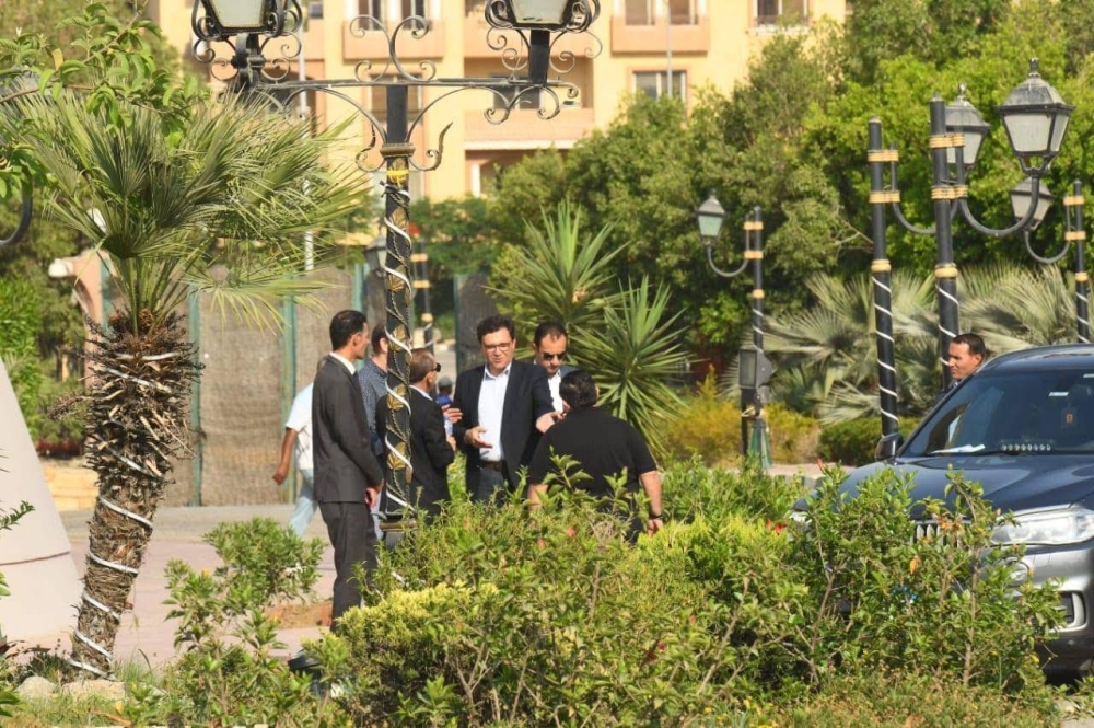 «الوداع الأخير لسيدة المسرح العربي».. نجوم الفن في جنازة سميحة أيوب «الوداع الأخير لسيدة المسرح العربي».. نجوم الفن في جنازة سميحة أيوب