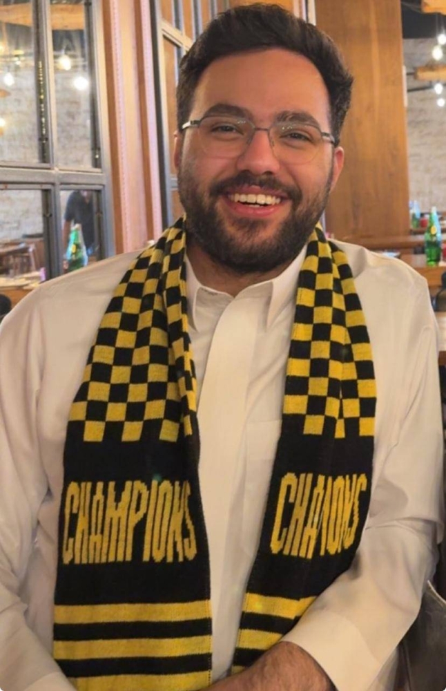 مساعد الدوسري: العميد استحق «الدوري والكأس»