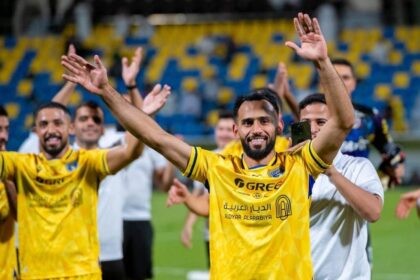 مصادر «عكاظ»: مندش تحت مجهر أندية «روشن»