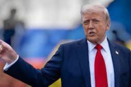 ترمب: «ماسك» فقد عقله