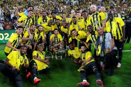 شراحيلي يتفق مع العميد على التجديد