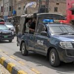 رفضته مراراً عبر الإنترنت.. فقتلها !