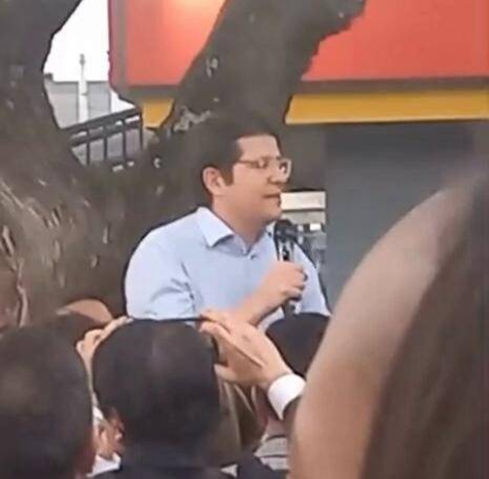 كولومبيا: مرشح رئاسي يتعرض لمحاولة اغتيال خلال تجمع انتخابي