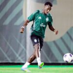 رينارد يواجه الإعلام قبل أستراليا