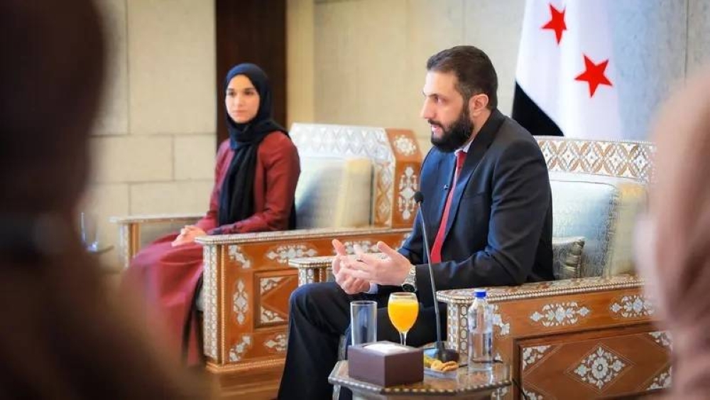 تفاعل كبير مع حديث الشرع عن زوجته.. عاشت معي في مغارات