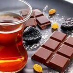 تناول الشوكولاتة مع الشاي يعزز صحة القلب