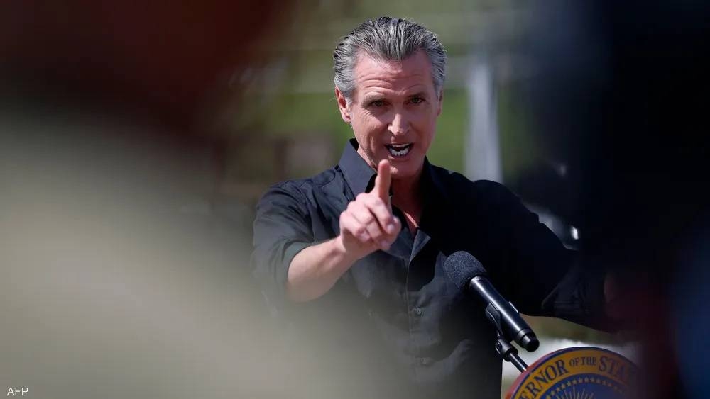 حاكم كاليفورنيا يقاضي ترمب.. أزمة لوس أنجليس تشتعل