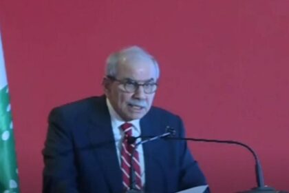 نواف سلام: نزعنا السلاح من 500 مخزن جنوب لبنان