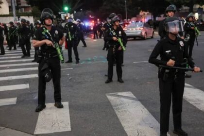 لوس أنجلوس.. إعلان «الطوارئ» وحظر تجول وسط المدينة