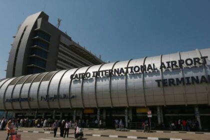 هبوط اضطراري لرحلات وإلغاء أخرى.. كيف واجه مطار القاهرة تداعيات الضربات الإسرائيلية على إيران؟