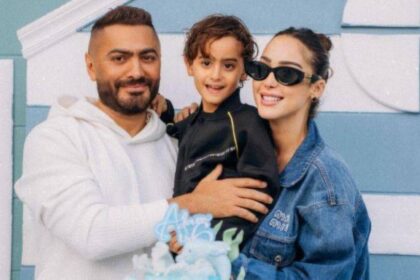 «بعد خضوعه لعمليتين جراحيتين».. تامر حسني يعلن خروج نجله من العناية المركزة
