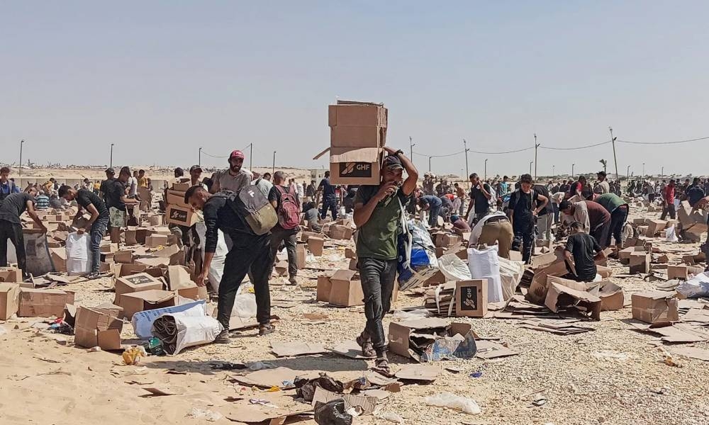 أوامر إسرائيلية بإخلاء مناطق في خان يونس.. مقتل 40 فلسطينياً في قصف على غزة