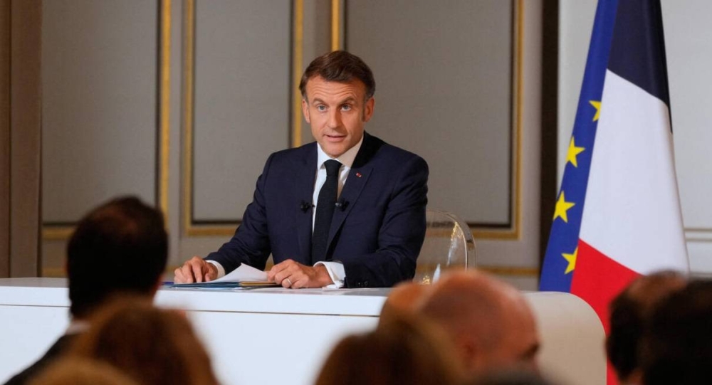 الرئيس الفرنسي يطالب إيران بضبط النفس وتجنب التصعيد بالمنطقة الرئيس الفرنسي يطالب إيران بضبط النفس وتجنب التصعيد بالمنطقة