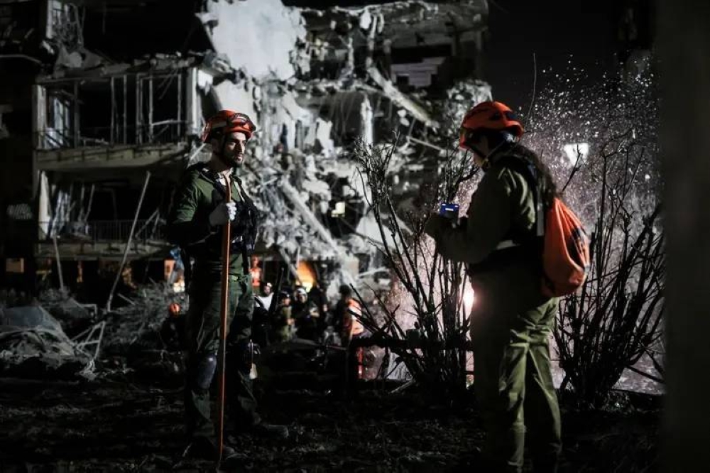 تبادل الهجمات.. وإسرائيل تخطط لاستهداف مواقع نووية إيرانية تبادل الهجمات.. وإسرائيل تخطط لاستهداف مواقع نووية إيرانية