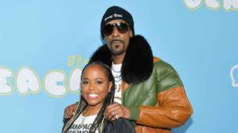 ارتبطا قبل 28 عاماً.. سنوب دوغ وزوجته يحتفلان بذكرى زفافهما ارتبطا قبل 28 عاماً.. سنوب دوغ وزوجته يحتفلان بذكرى زفافهما