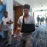 الحزن يسيطر على إمام عاشور بعد جراحة الترقوة