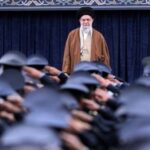 نقل خامنئي وعائلته إلى «ملجأ سري» تحت الأرض