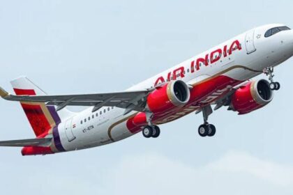«الجوية الهندية» تواجه أزمة جديدة.. دريملاينر تعود إلى هونغ كونغ بسبب عطل مفاجئ
