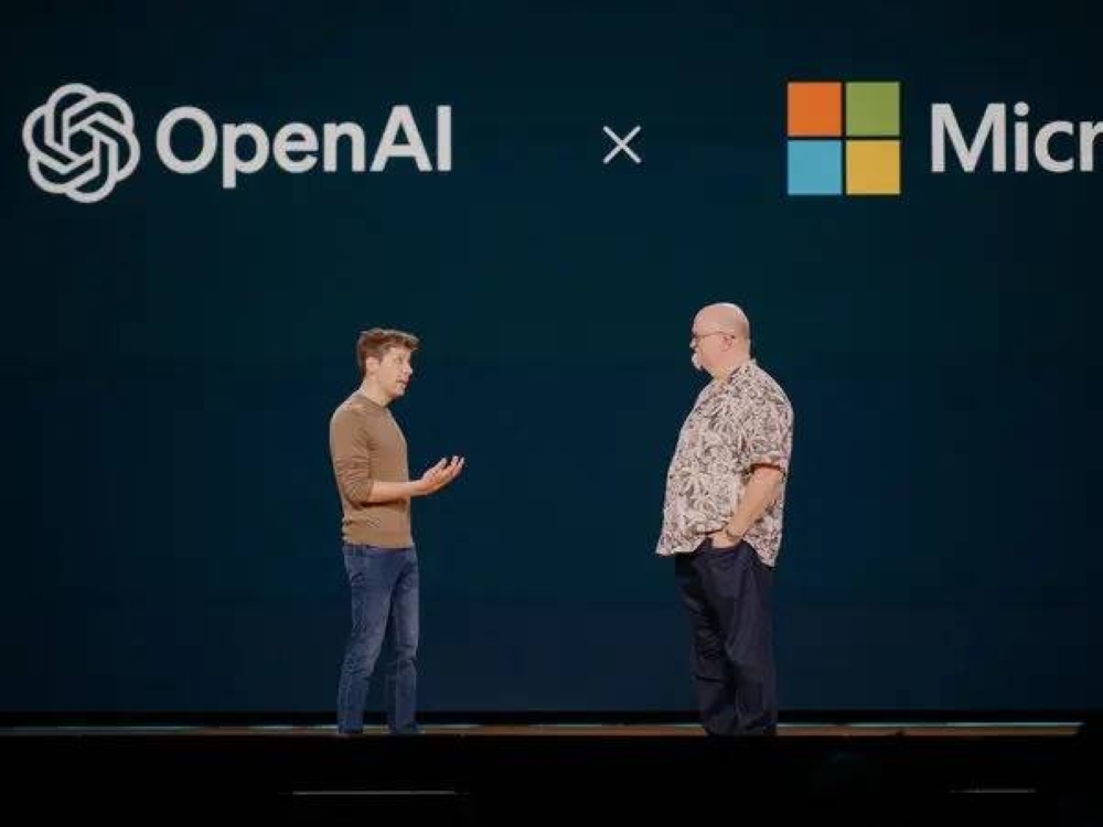 مايكروسوفت وOpenAI على مفترق طرق بسبب الملكية الفكرية مايكروسوفت وOpenAI على مفترق طرق بسبب الملكية الفكرية