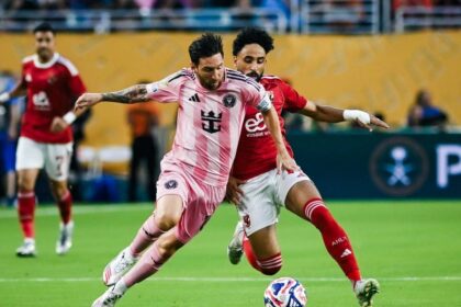 الأهلي يحفّز لاعبيه بمكافآت استثنائية قبل مواجهتي بالميراس وبورتو