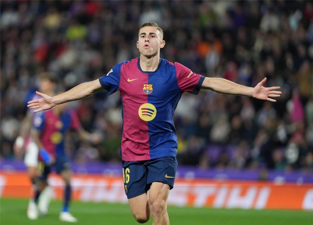 بـ 60 مليون يورو.. الأهلي يغري نجم برشلونة بـ 60 مليون يورو.. الأهلي يغري نجم برشلونة