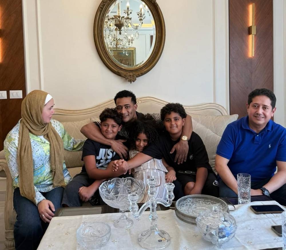 «من المحاكم إلى الصلح».. محمد رمضان يعلن انتهاء أزمة نجله وزميله «من المحاكم إلى الصلح».. محمد رمضان يعلن انتهاء أزمة نجله وزميله