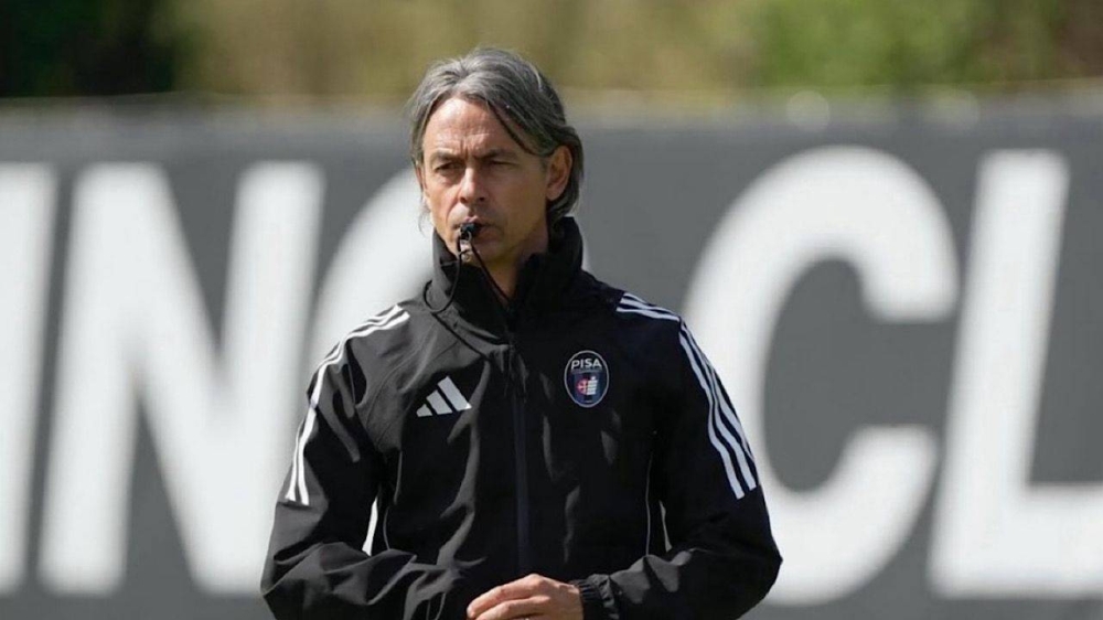 باليرمو يمنح إنزاغي مهمة الصعود إلى الكالتشيو