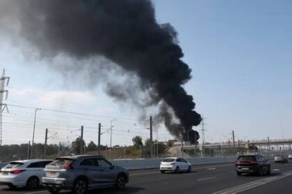 كاتس: إعصار يجتاح طهران.. دبلوماسي إيراني: سنرد بقوة