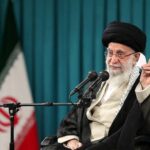 حذّر من عواقب وخيمة.. خامنئي: لن نستسلم