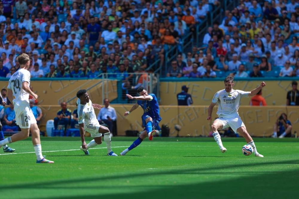 وزير الرياضة: مستوى الهلال المشرّف يؤكد تميز الكرة السعودية وزير الرياضة: مستوى الهلال المشرّف يؤكد تميز الكرة السعودية