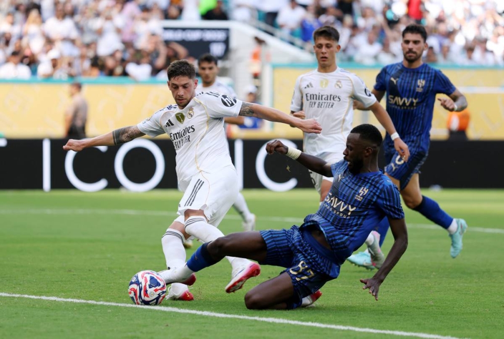 قناة ريال مدريد تشيد بالهلال