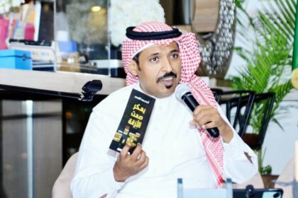 أحمد القيسي: المجحف بحق «الهايكو» يسيء إلى نفسه.. وأعيش صراعاً يرسم ملامح نصوصي