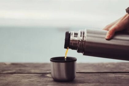 وفاة رجل بعد 10 أعوام من استخدامه «ترمس شاي متآكل»