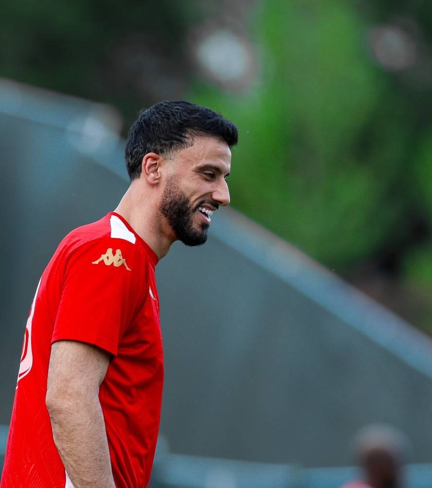 أخيراً.. تأشيرة «المونديال» في جواز «العقيد» أخيراً.. تأشيرة «المونديال» في جواز «العقيد»