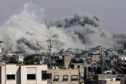 وسط تقليل إيراني من أهميتها.. الرئيس الفرنسي: نعمل لتسريع المفاوضات مع طهران