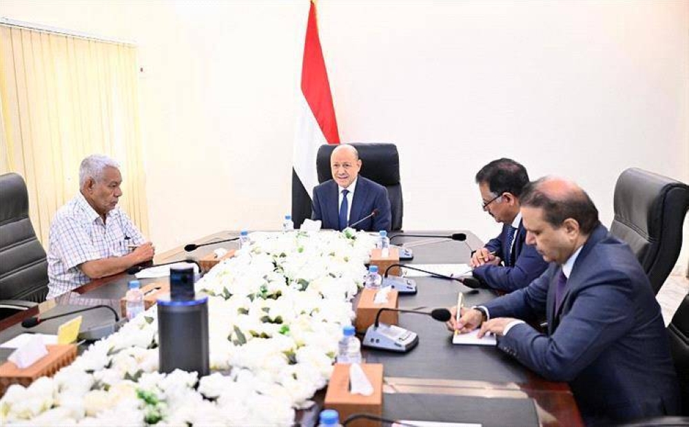 الرئيس اليمني يؤكد جاهزية الجيش لخوض معركة التحرير الشامل