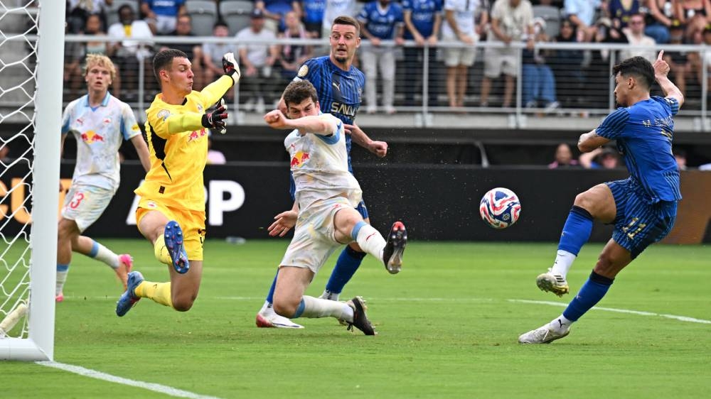 حسابات «مُعقدة».. الهلال السعودي أمام باتشوكا.. الفوز أو العودة للرياض