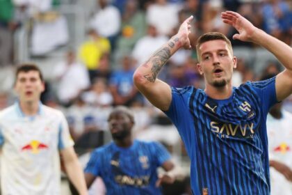 باتشوكا المكسيكي طريق الهلال السعودي لدور الـ 16